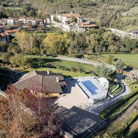 Villa Marinelli With Private Pool, Hot Tub And Garden, Tuscany Castel Focognano