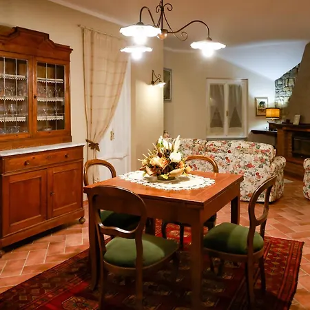 Marinelli With Private Pool, Hot Tub And Garden, Tuscany Villa