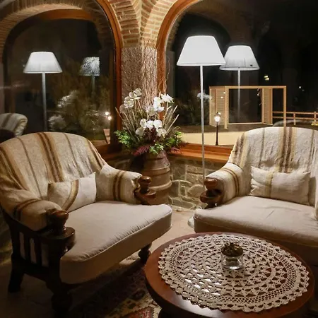 Villa Marinelli With Private Pool, Hot Tub And Garden, Tuscany *