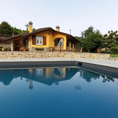 Marinelli With Private Pool, Hot Tub And Garden, Tuscany Villa Castel Focognano