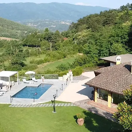 Marinelli With Private Pool, Hot Tub And Garden, Tuscany *