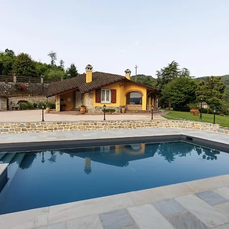 Marinelli With Private Pool, Hot Tub And Garden, Tuscany Villa