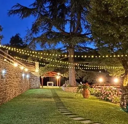 Villa Marinelli With Private Pool, Hot Tub And Garden, Tuscany