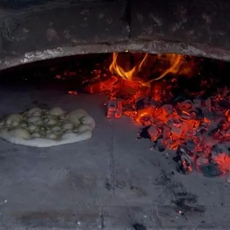 Marinelli With Private Pool, Hot Tub And Garden, Tuscany