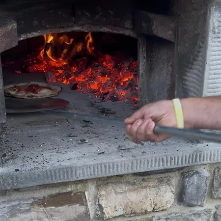 Marinelli With Private Pool, Hot Tub And Garden, Tuscany Castel Focognano