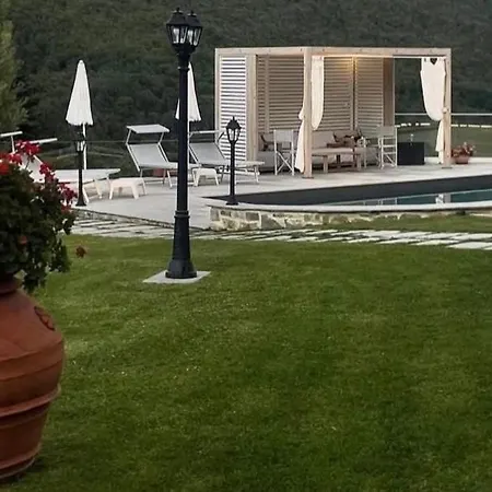 Marinelli With Private Pool, Hot Tub And Garden, Tuscany * Castel Focognano