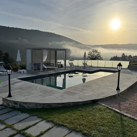 Marinelli With Private Pool, Hot Tub And Garden, Tuscany Castel Focognano