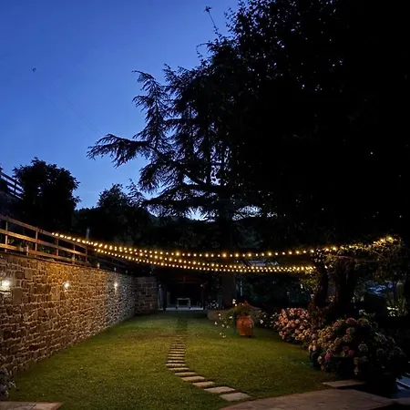 Villa Marinelli With Private Pool, Hot Tub And Garden, Tuscany