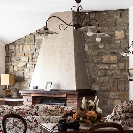 Marinelli With Private Pool, Hot Tub And Garden, Tuscany Villa